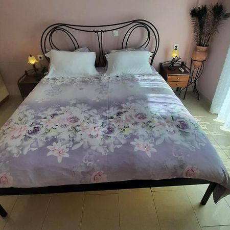 Ioannis - Room With Balcony Near Limnopula Gavrolimni 外观 照片